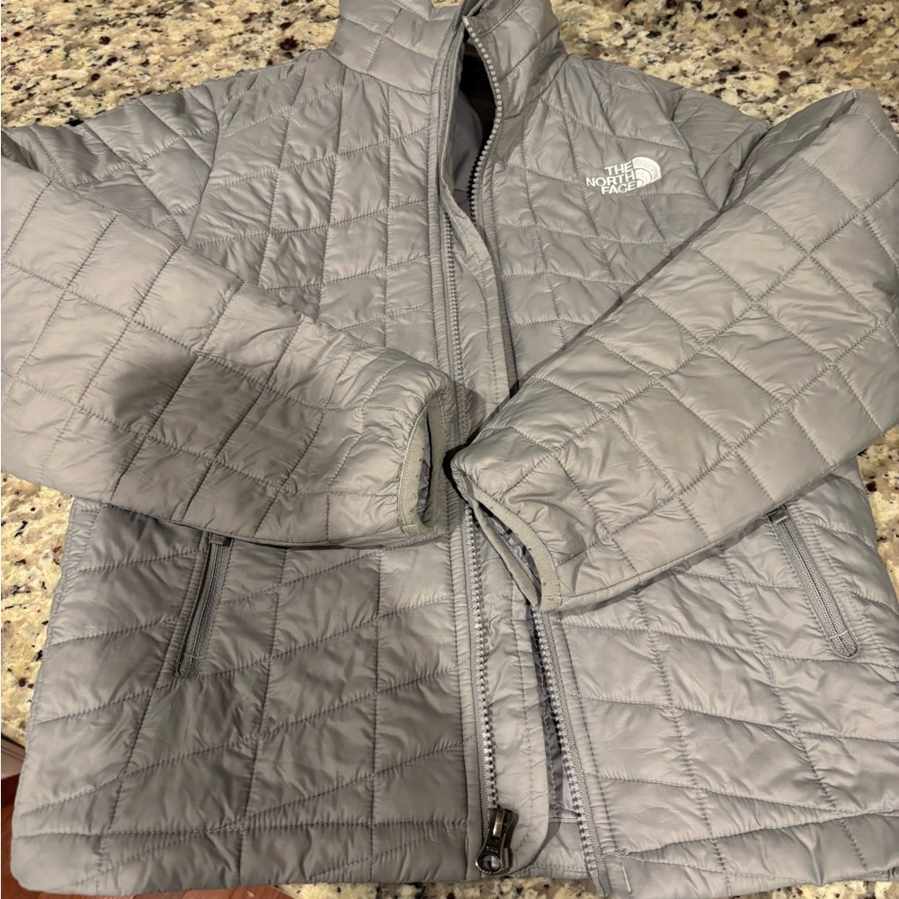 Gray Size 7/8 North Face Youth Jacket